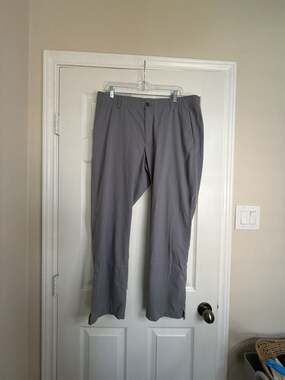 Under Armour Men's Golf Chino Pants Gray Size 38x30